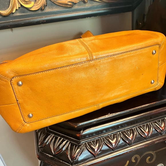 NWOT! Authentic Coach Saffron yellow Soho hobo bag - Picture 9 of 15